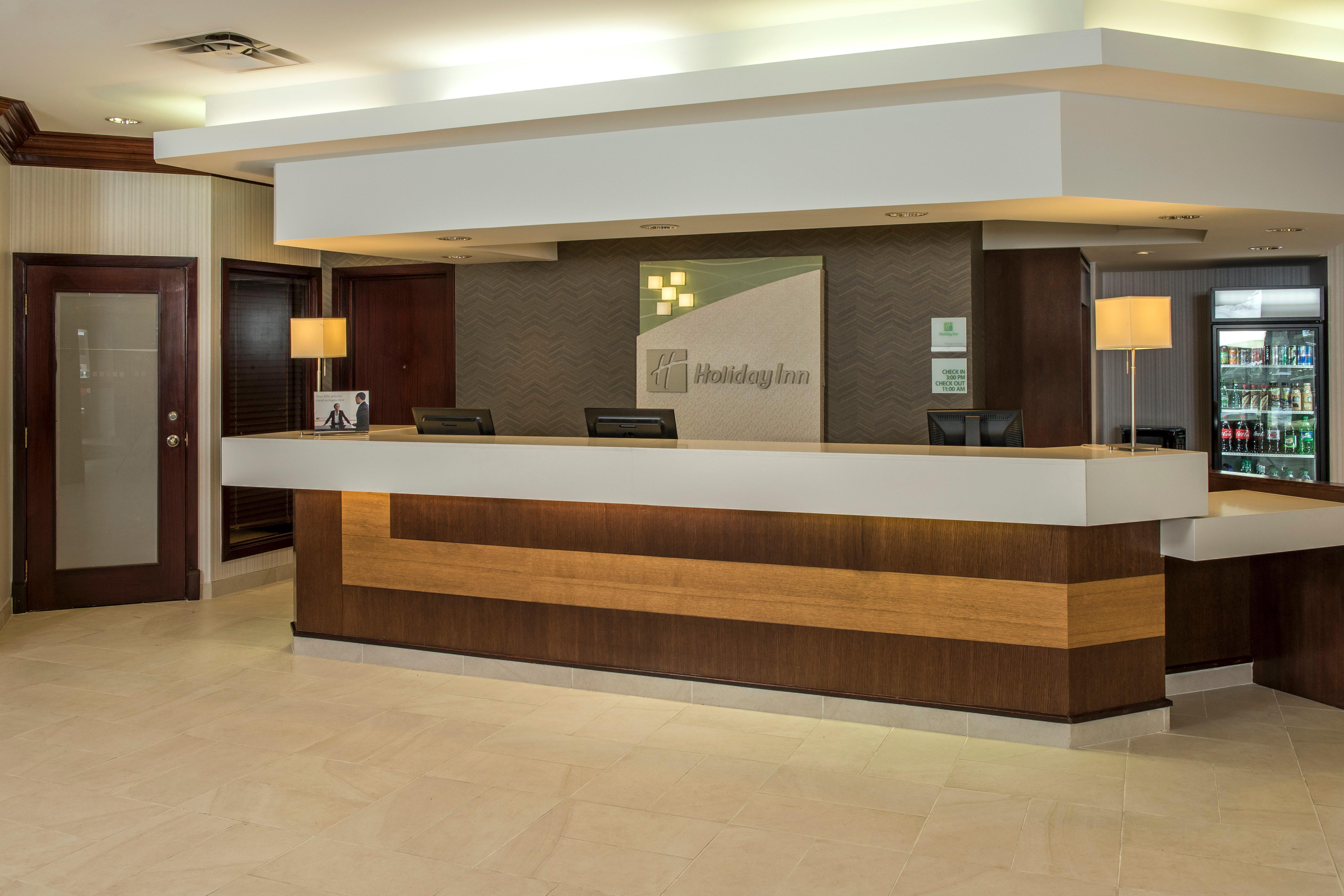 Holiday Inn Conference Centre Edmonton South By Ihg Exterior foto